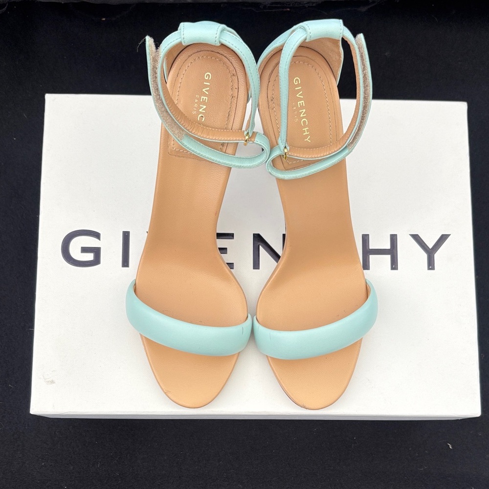 Givenchy Women's Carene Heels